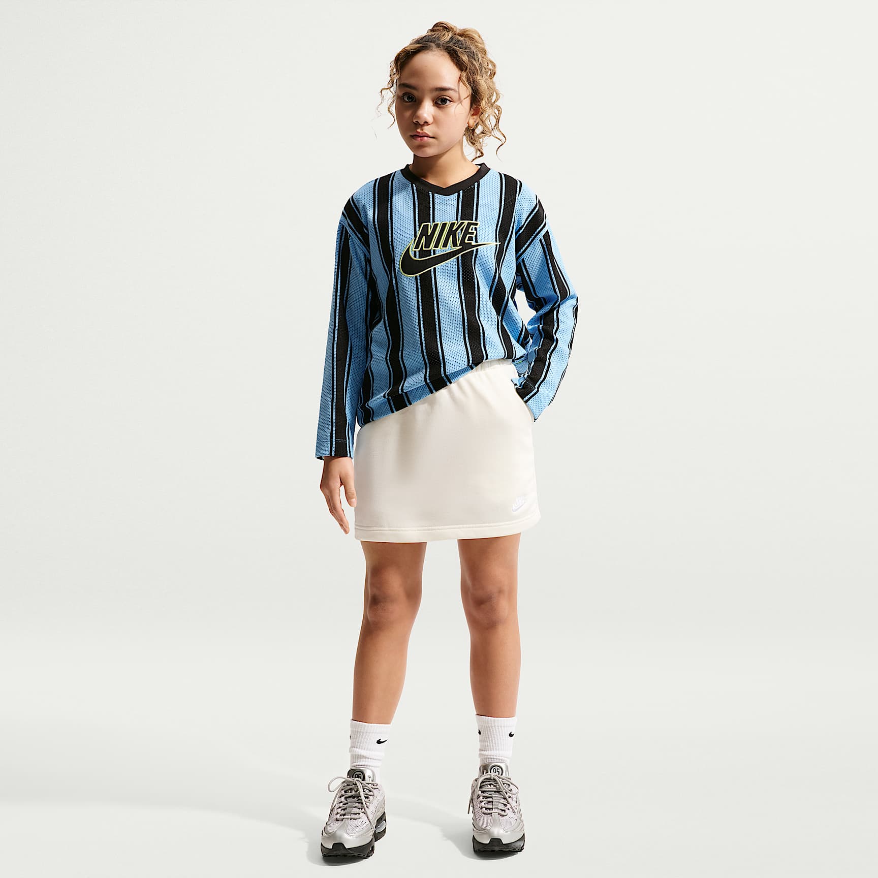 Nike Sportswear Club Older Kids' (Girls') French Terry Skirt. Nike ID